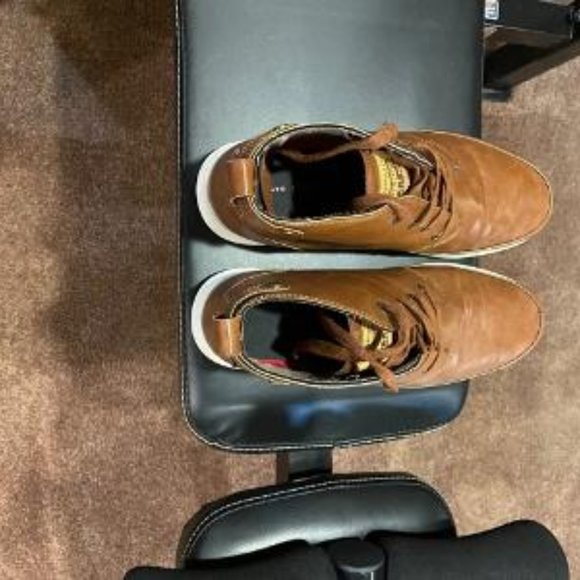 Levi's Men's Comfort Control Chucka Boots - Picture 2 of 3